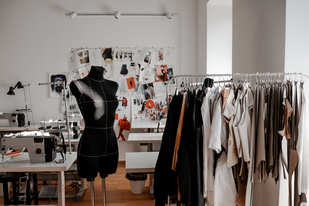 Get Designer Clothes Discounted