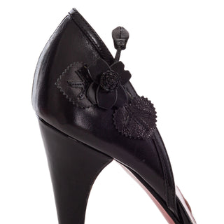 Vintage Black Leather 3D Floral Sandals 38