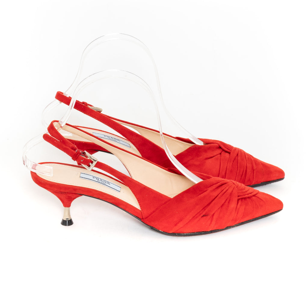 Prada Suede Pumps in Red