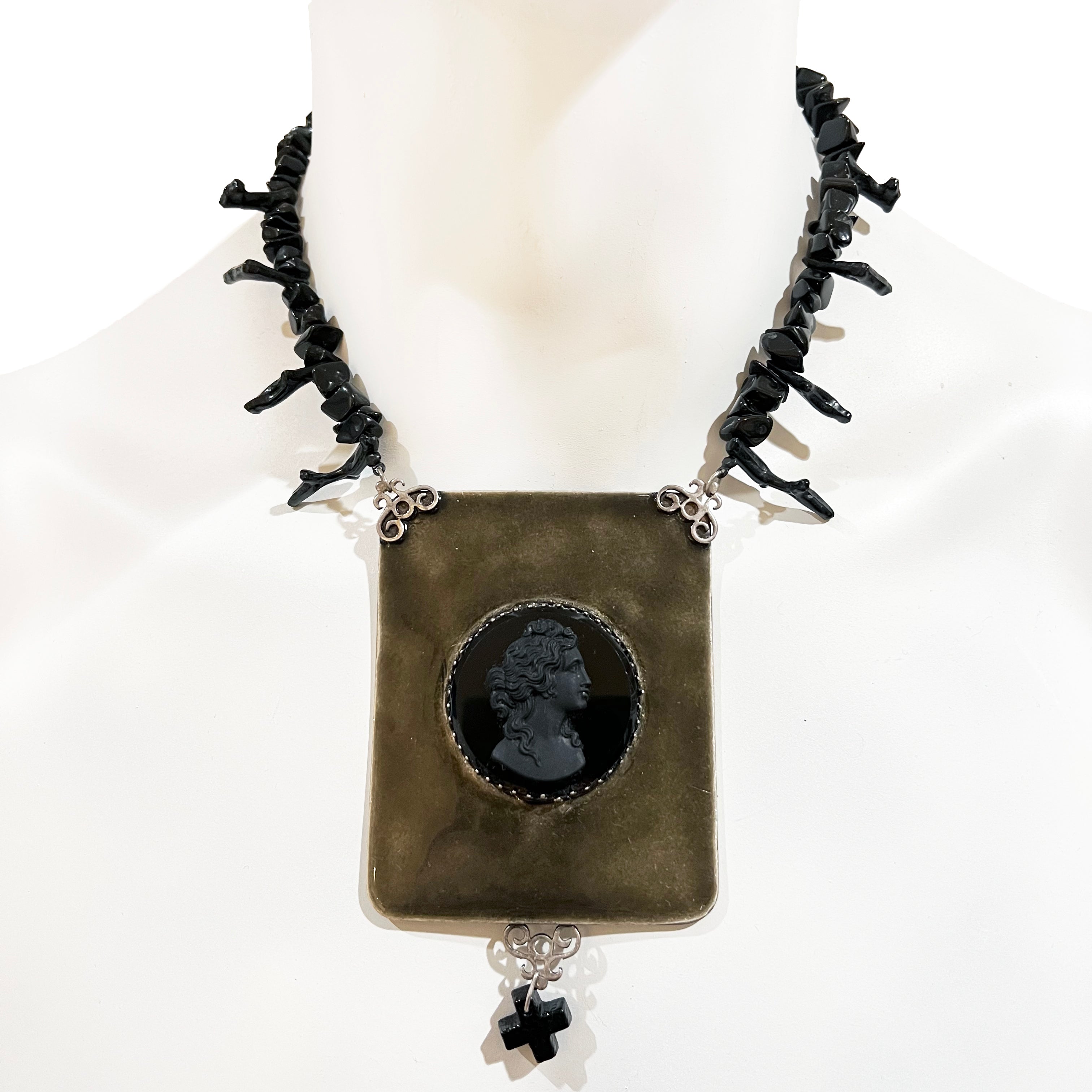 1998 Black Beaded and Brass Cameo Necklace – Decades Inc.