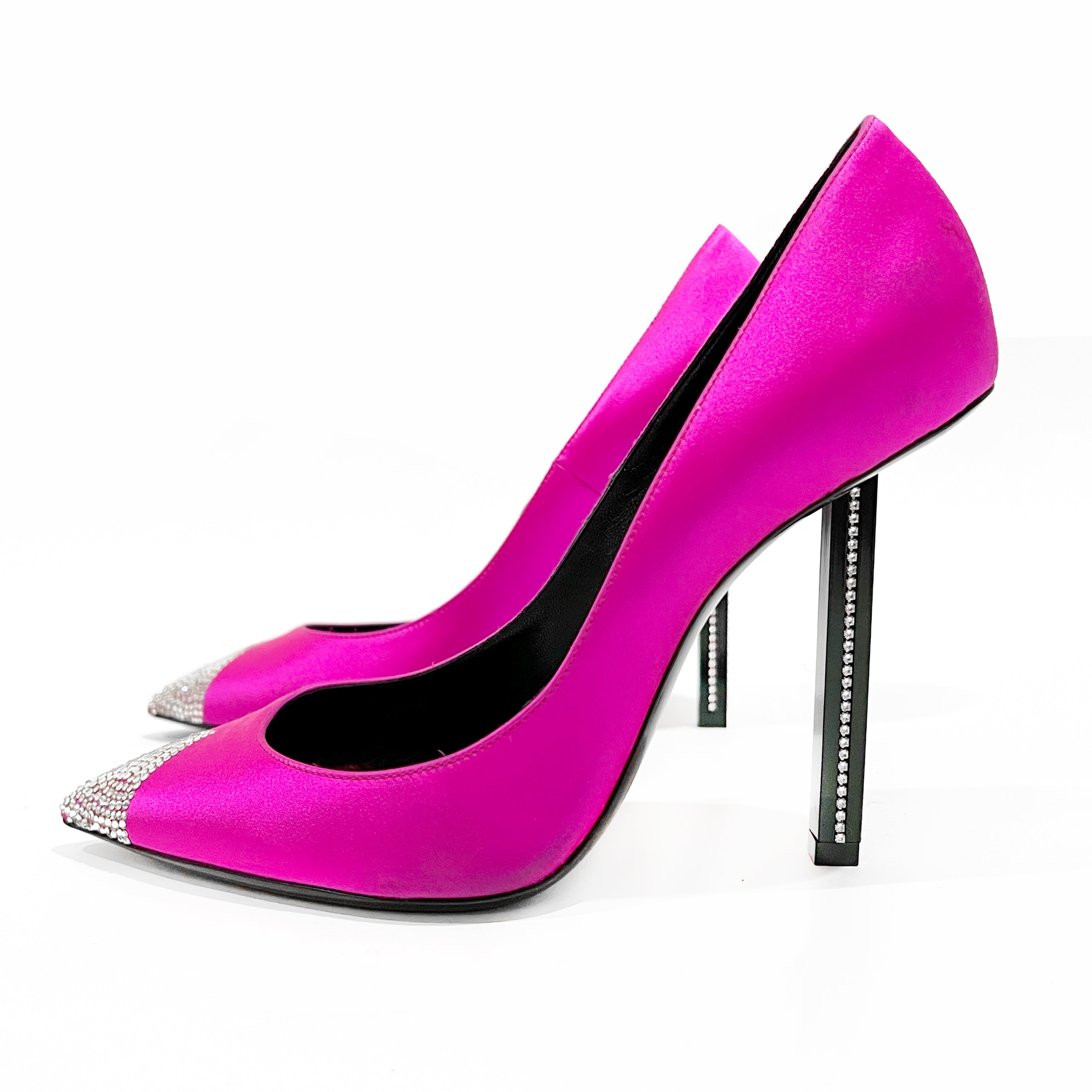 Dark pink store pumps